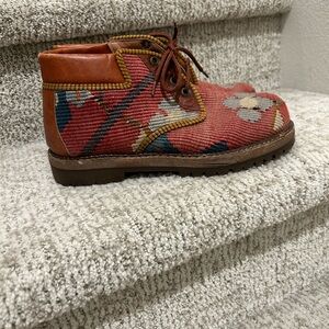 Women’s Patterned Leather Ankle Boots- Great Condition